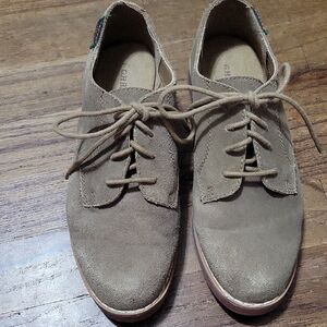 🔵3/$13 Bass Suede Shoes